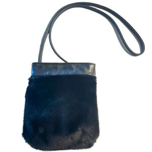 R.D. CUIR  ILES DE LA MADELAINE LEATHER RABBIT FUR SHOULDER CROSSBODY BAG
